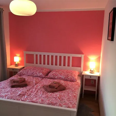 Apalucha49 - 12 Osob 4* Čeladná