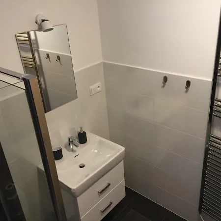 Apalucha49 - 12 Osob 4* Čeladná