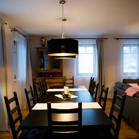 Pensión Apalucha49 - 12 Osob 4*