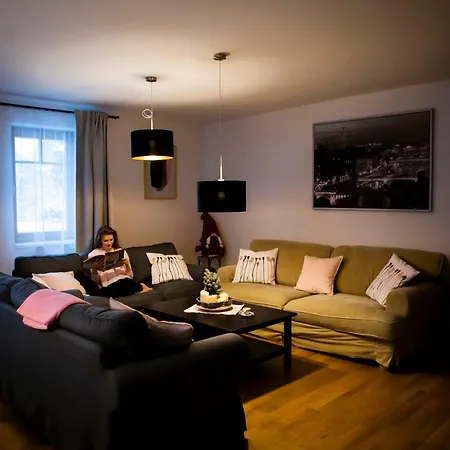 Apalucha49 - 12 Osob