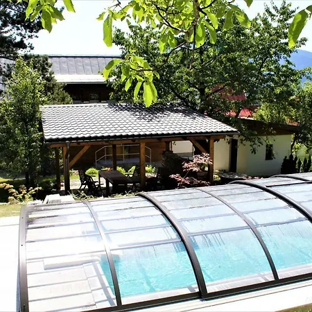 Apalucha49 - 12 Osob Čeladná